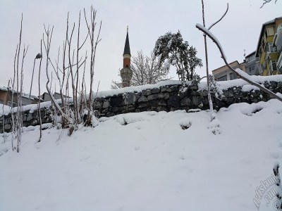 Special winter and snow photos taken on 19.Februrary.2015 morning in eight districts of Istanbul city of Turkey. The names of the districts are: Fatih, Zeyrek, Persembe Pazari, Eminonu, Karakoy, Cihangir, Findikli, Kabatas. (Detailed information about this photo will be added later.) (The picture was taken by Artislamic.com in 2015.)