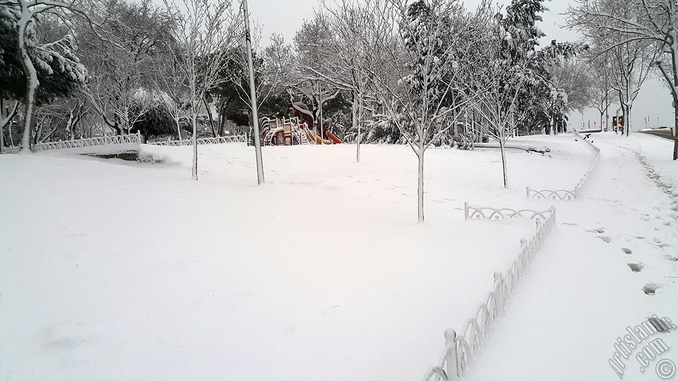 zel ekim kar ve k fotoraflarmz: stanbul`un Fatih, Zeyrek, Perembe Pazar, Eminn, Karaky, Cihangir, Fndkl ve Kabata Semtlerinden.
