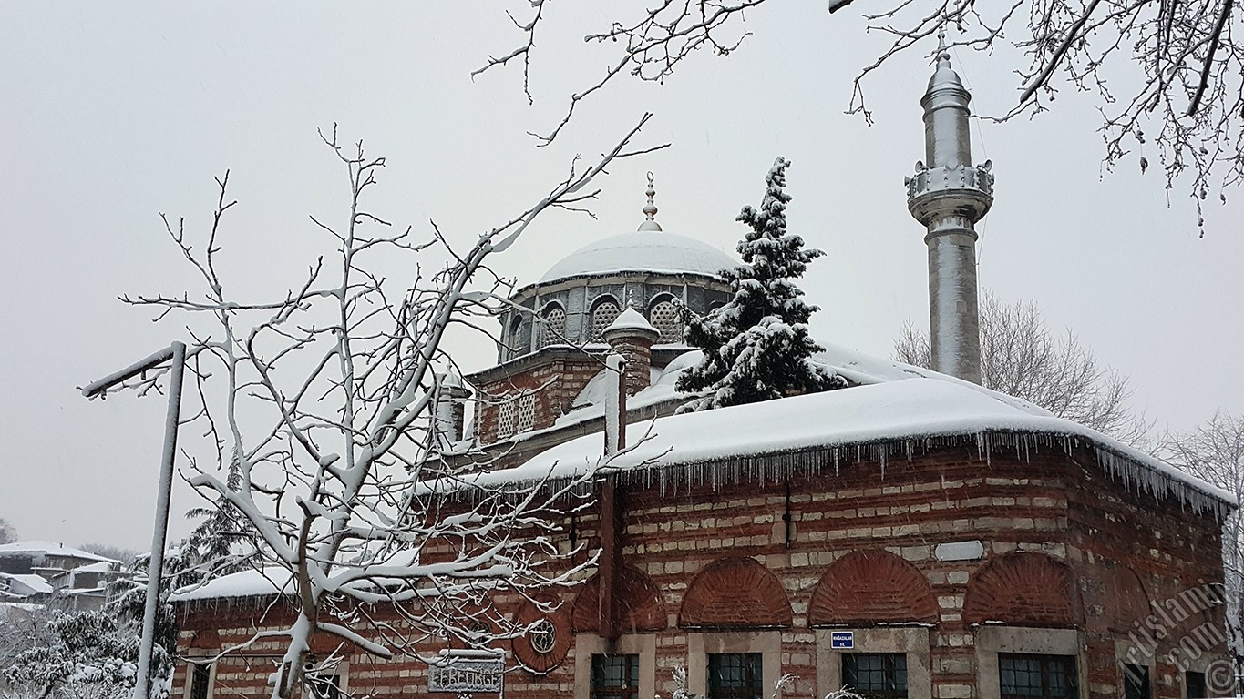 zel ekim kar ve k fotoraflarmz: stanbul`un Fatih, Zeyrek, Perembe Pazar, Eminn, Karaky, Cihangir, Fndkl ve Kabata Semtlerinden.
