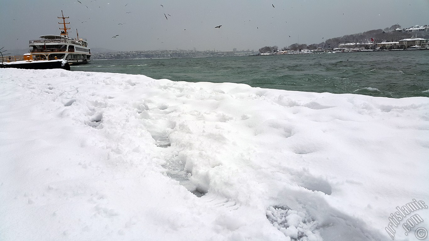 Special winter and snow photos taken in February 2015 in Fatih, Zeyrek, Persembe Pazari, Eminonu, Karakoy, Cihangir, Findikli, Kabatas districts of Istanbul city of Turkey.
