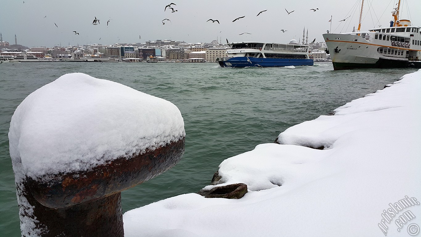 Special winter and snow photos taken in February 2015 in Fatih, Zeyrek, Persembe Pazari, Eminonu, Karakoy, Cihangir, Findikli, Kabatas districts of Istanbul city of Turkey.
