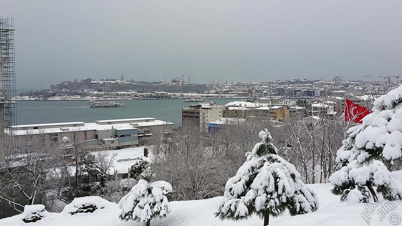 Special winter and snow photos taken in February 2015 in Fatih, Zeyrek, Persembe Pazari, Eminonu, Karakoy, Cihangir, Findikli, Kabatas districts of Istanbul city of Turkey.
