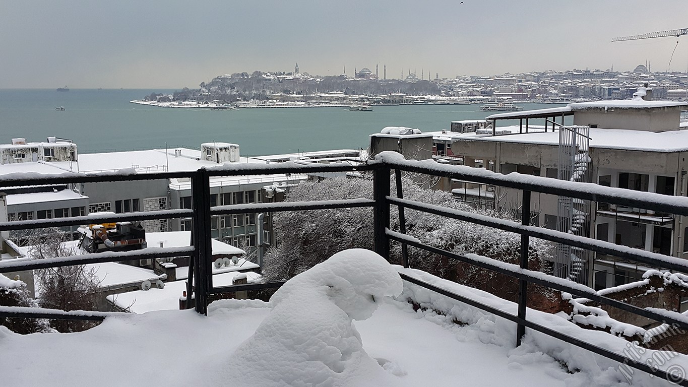 Special winter and snow photos taken in February 2015 in Fatih, Zeyrek, Persembe Pazari, Eminonu, Karakoy, Cihangir, Findikli, Kabatas districts of Istanbul city of Turkey.
